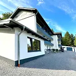 Otel Gaestehotel Lucendi Premium Lounge Hohenleimbach