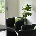 Gaestehotel Lucendi Premium Lounge Otel Hohenleimbach