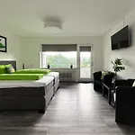 Gaestehotel Lucendi Premium Lounge * Hohenleimbach