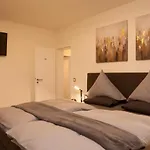 Gaestehotel Lucendi Premium Lounge Szálloda *