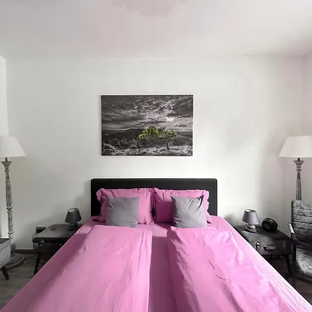 Gaestehotel Lucendi Premium Lounge فندق