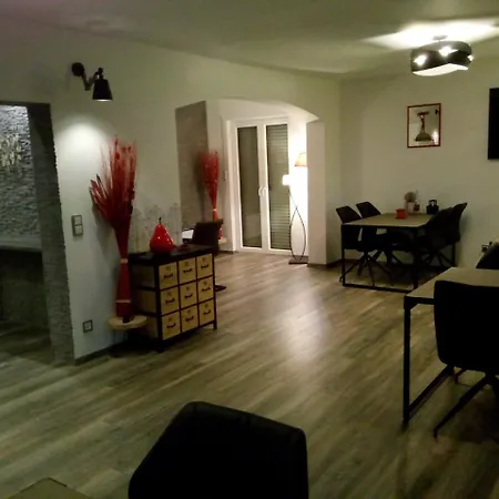 Gaestehotel Lucendi Premium Lounge * Hohenleimbach