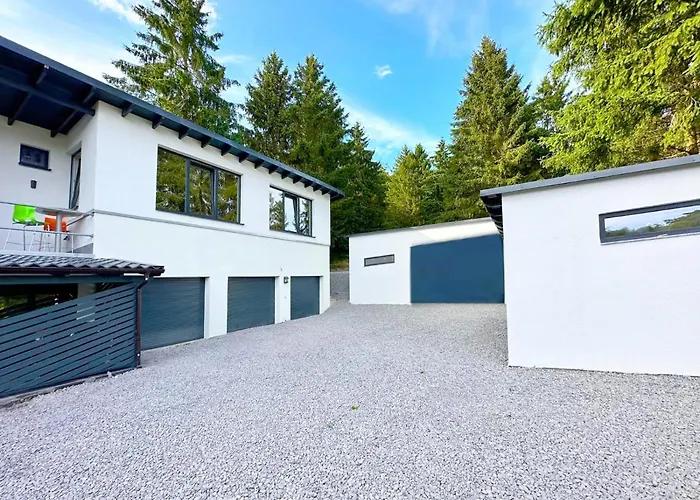 מלון Gaestehotel Lucendi Premium Lounge Hohenleimbach