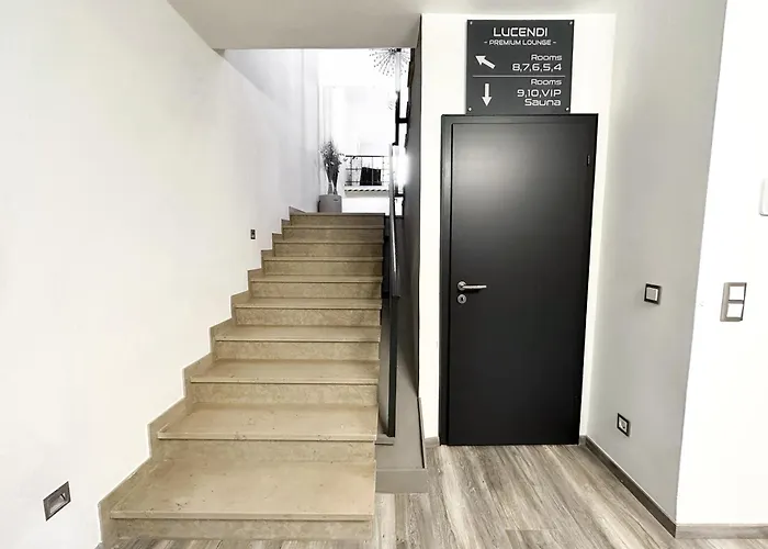 Gaestehotel Lucendi Premium Lounge מלון Hohenleimbach