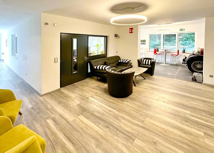 Gaestehotel Lucendi Premium Lounge מלון Hohenleimbach